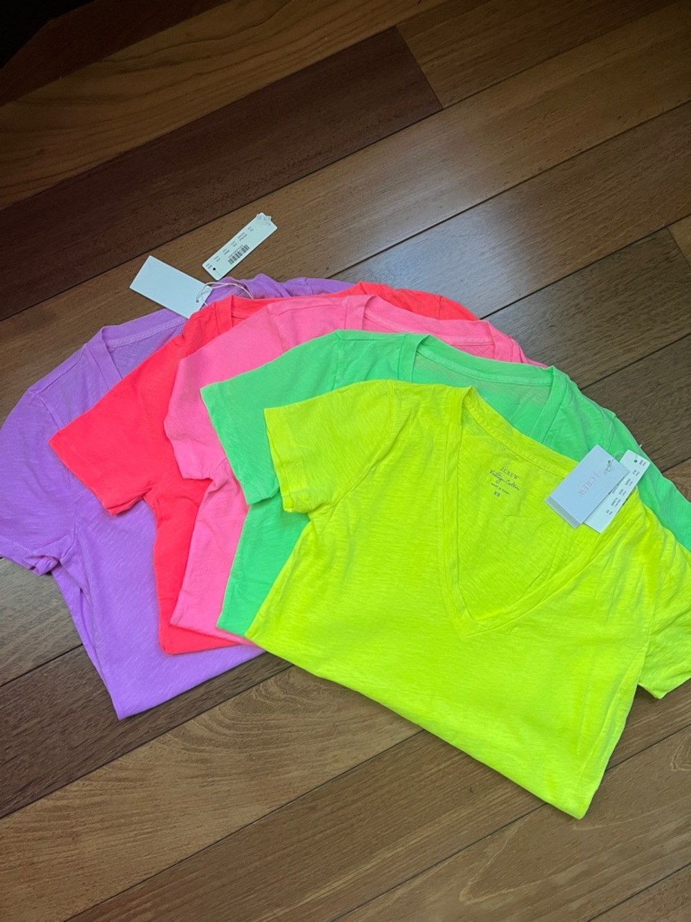 Lot of 5 NWT J. Crew Vintage Cotton V Neck Tees